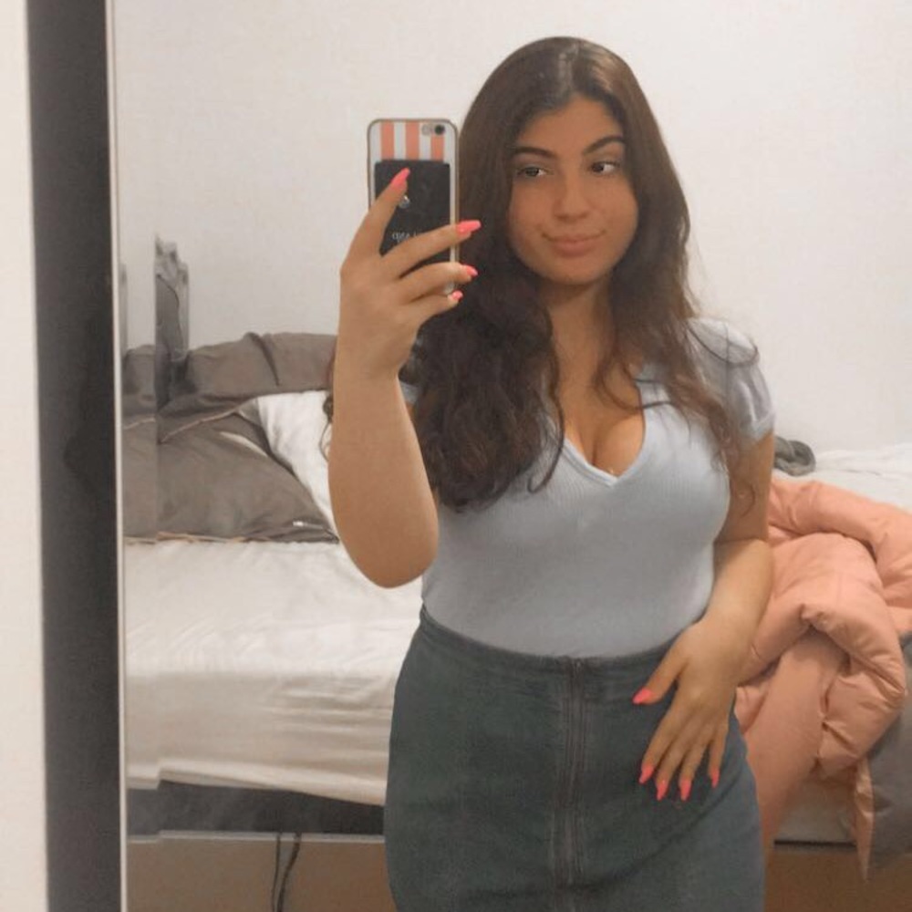 Meet your Posher, Alena